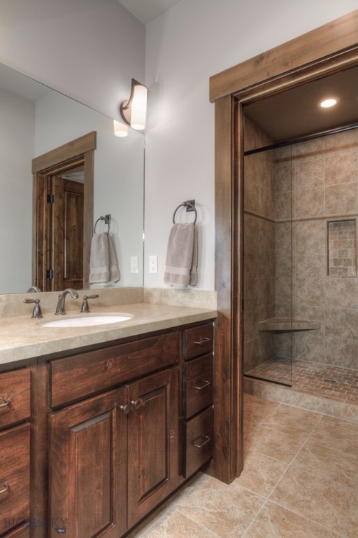 Cascade Ridge Condos - Residential