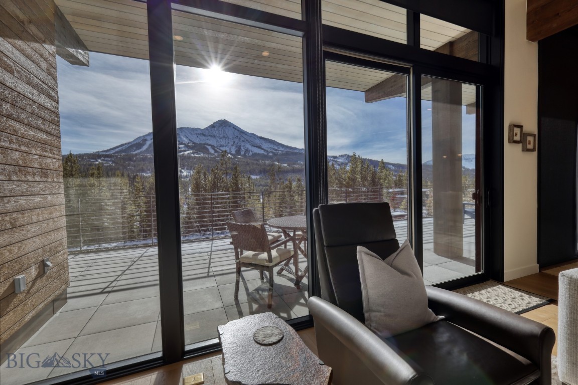 LakeLodge Residences - Residential