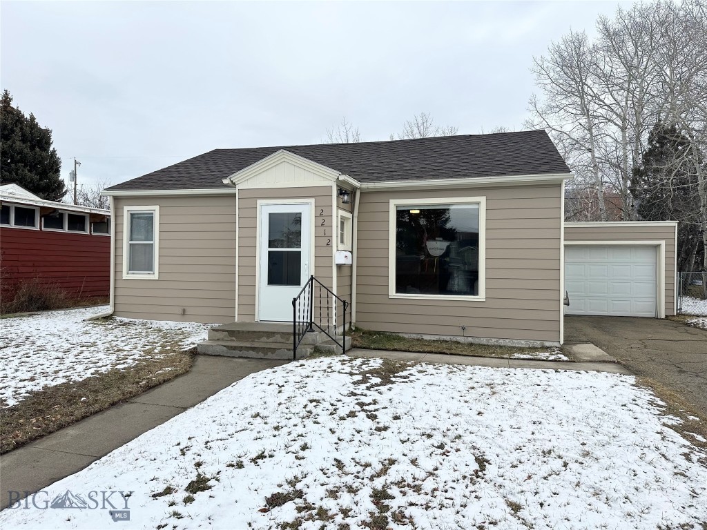 2212 Massachusetts Avenue