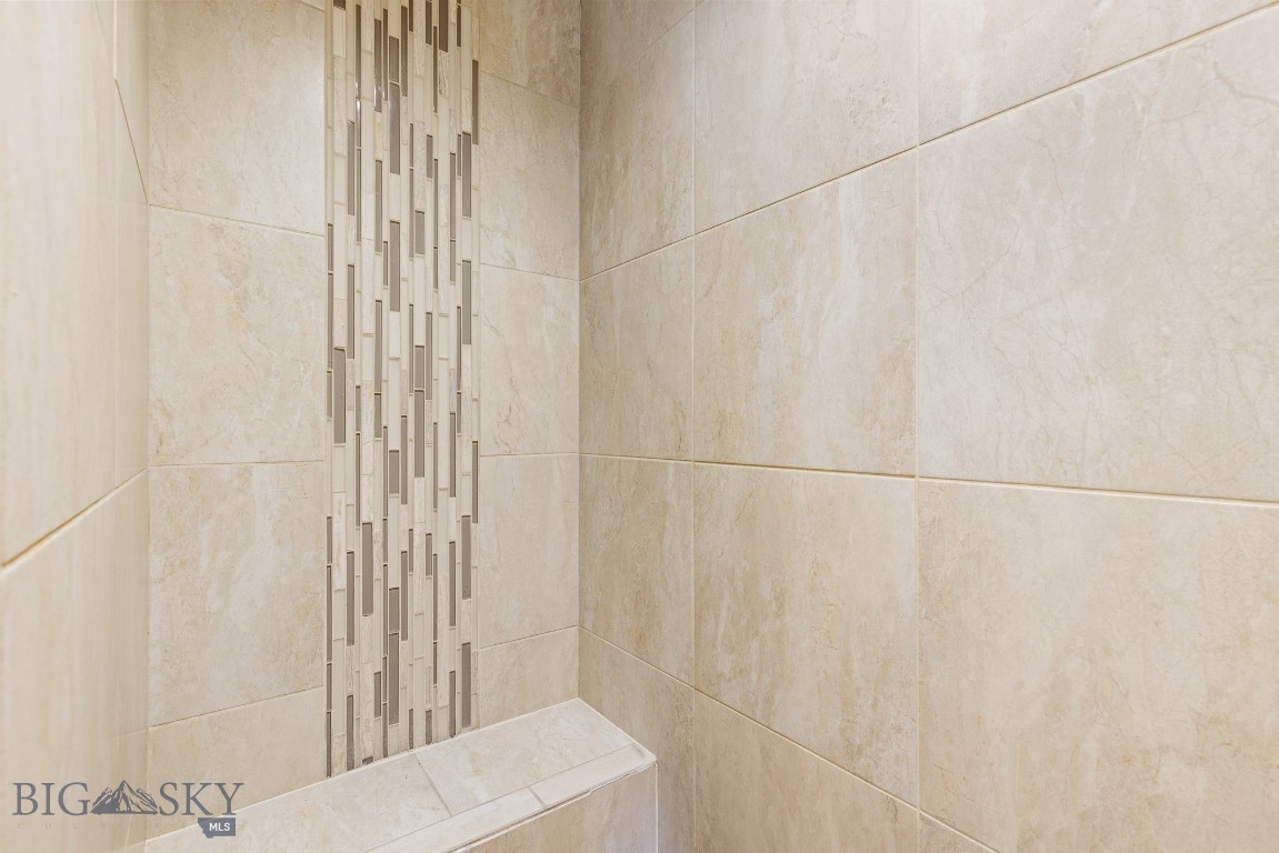 Cottage Park Lane Condos - Residential