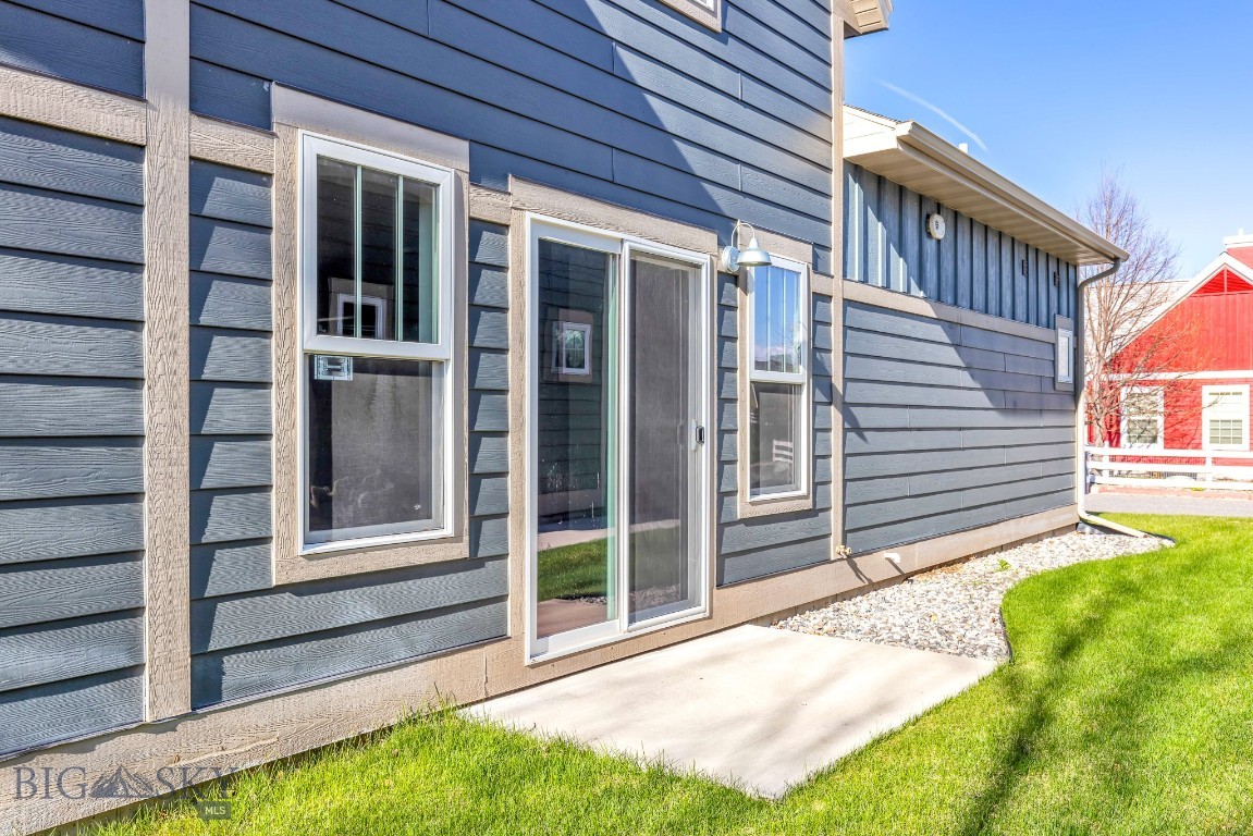 Cottage Park Lane Condos - Residential