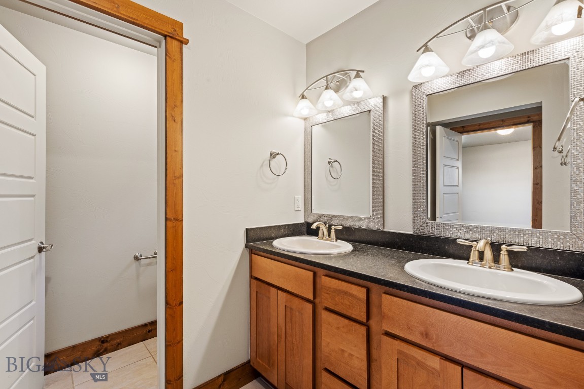 Cottage Park Lane Condos - Residential