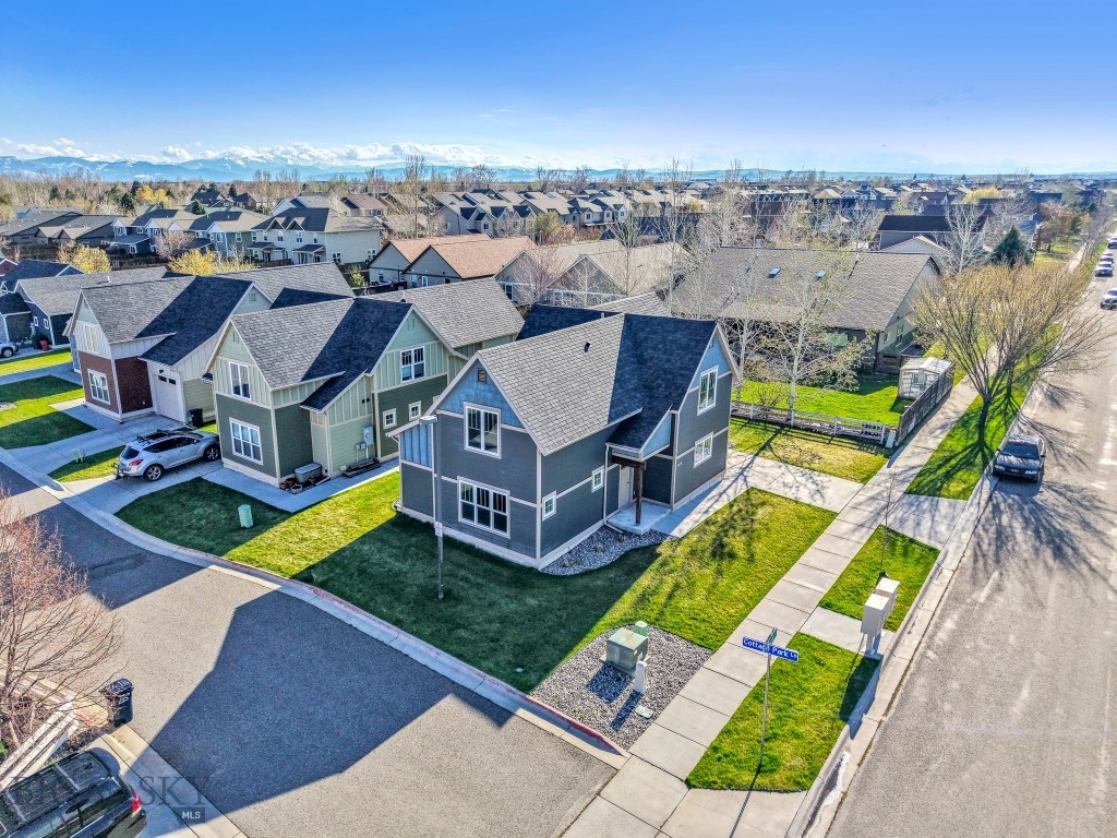 Cottage Park Lane Condos - Residential