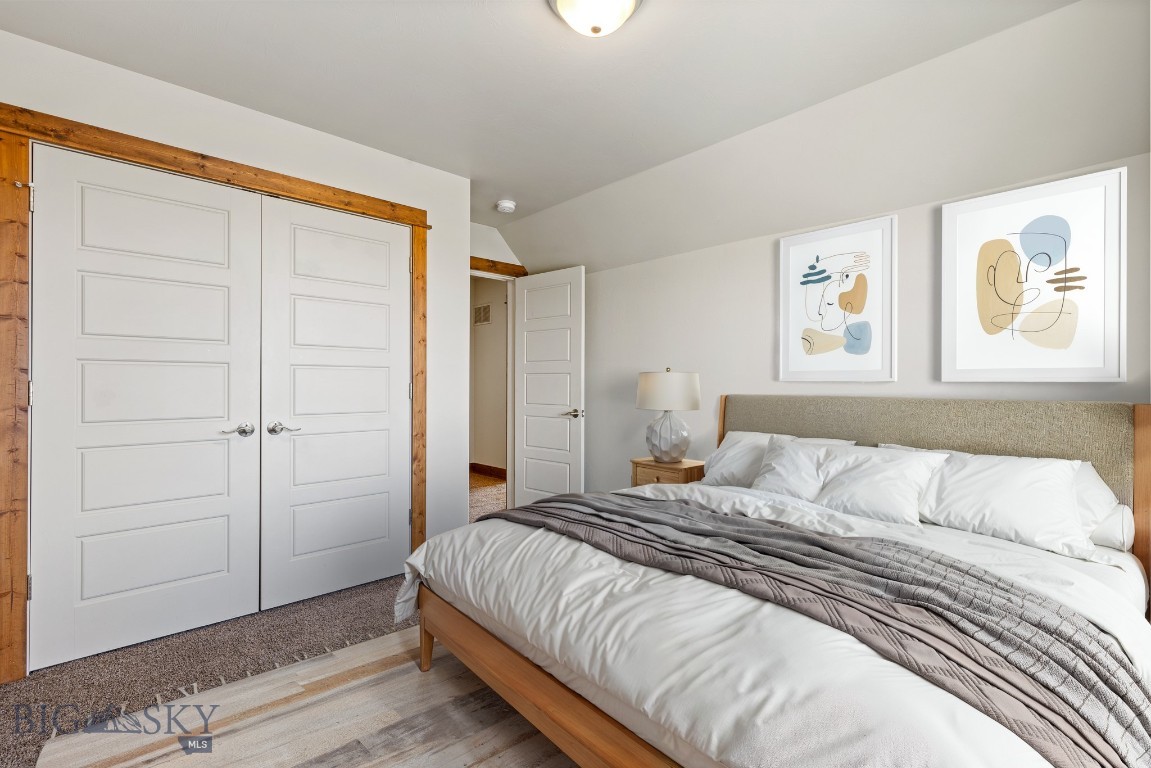 Cottage Park Lane Condos - Residential