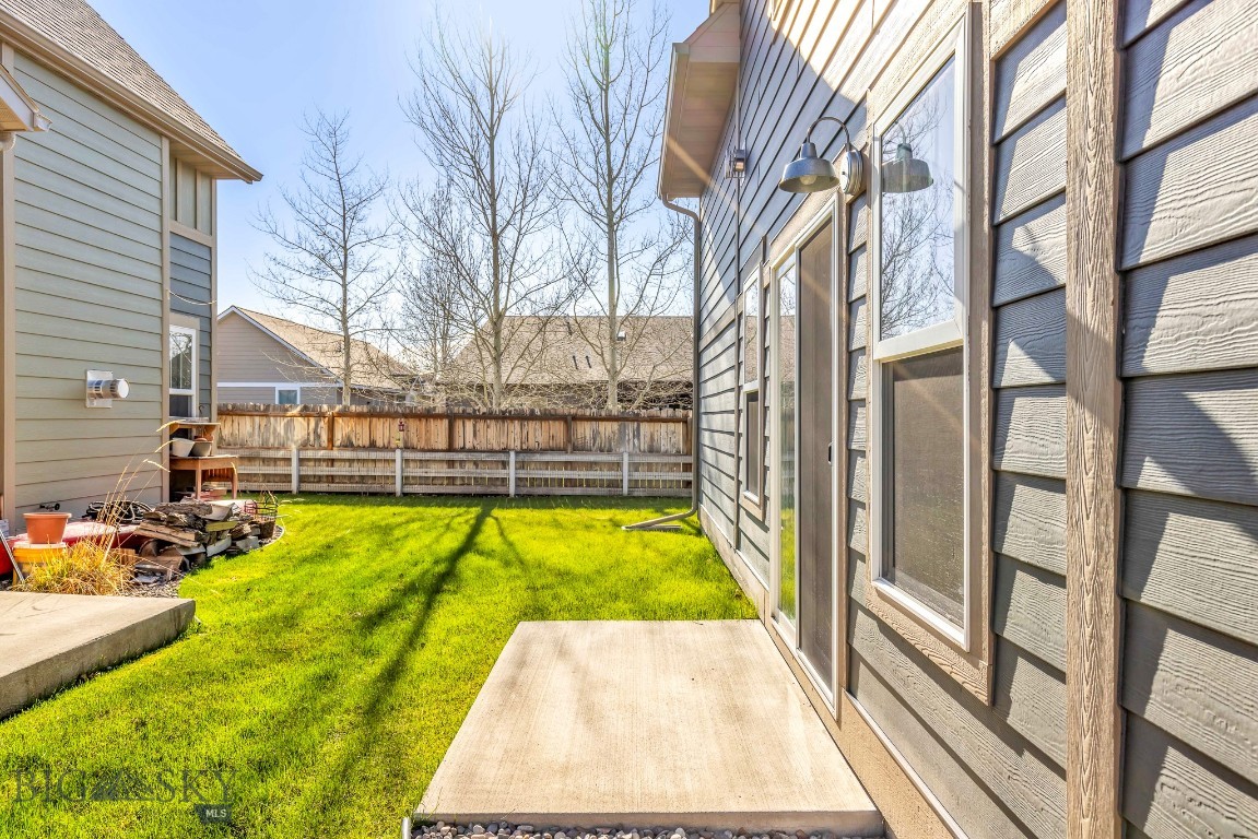 Cottage Park Lane Condos - Residential