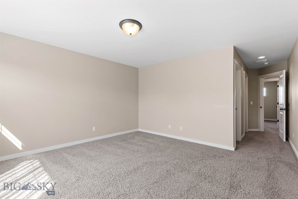 Bozeman, Montana 59718, United States, 2 Bedrooms Bedrooms, ,3 BathroomsBathrooms,Residential,Contingent,46425