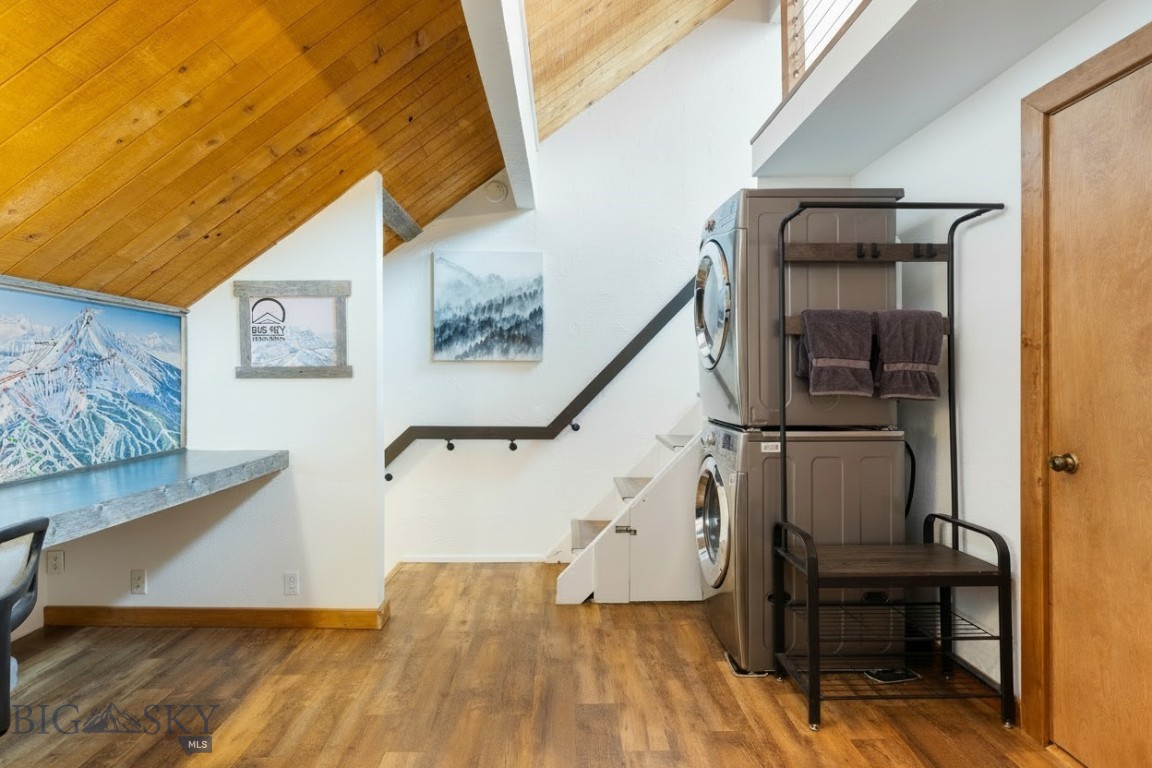 Hill Condos - Residential