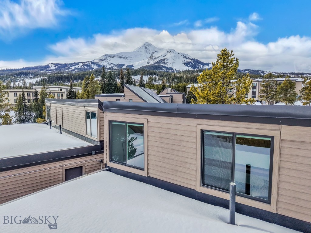 Hill Condos - Residential