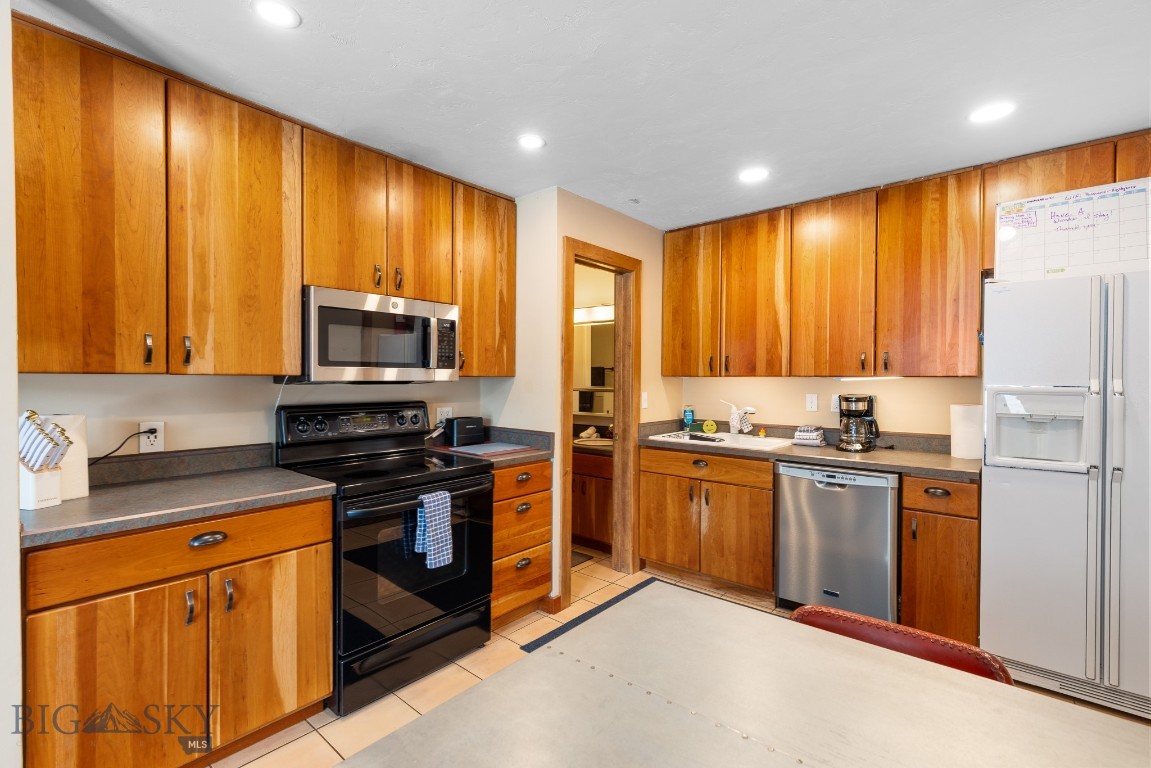 Hill Condos - Residential