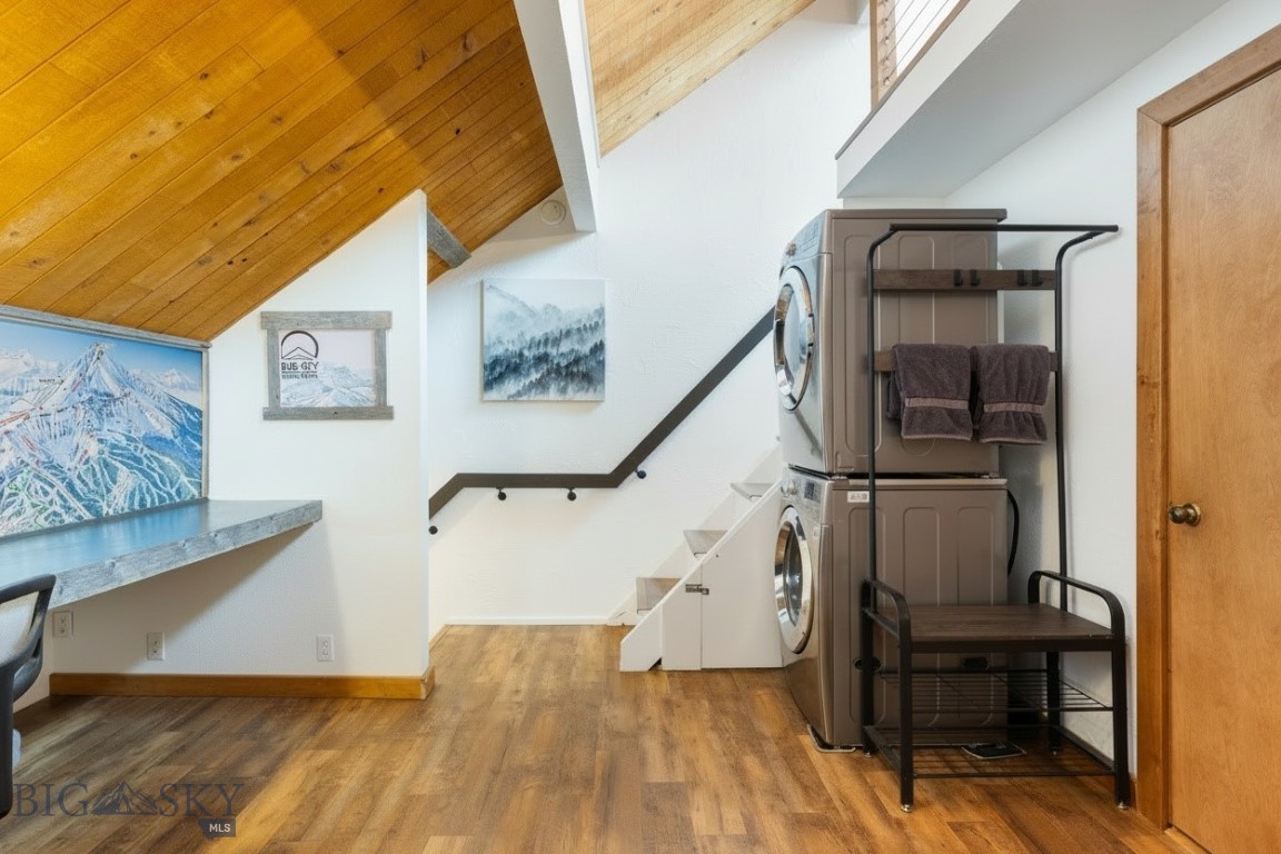 Hill Condos - Residential