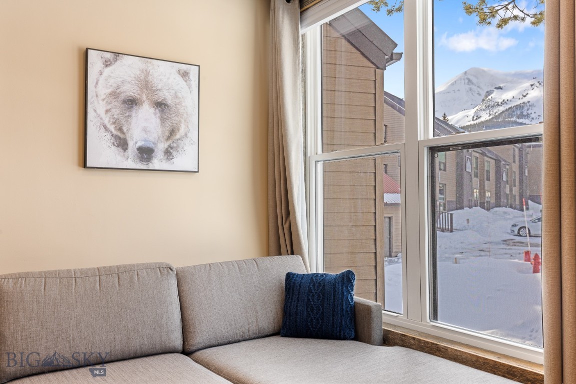 Hill Condos - Residential