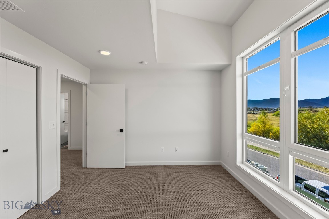 Meadow Creek - Residential