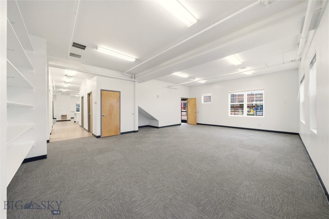 Woodland Park - Commercial Lease