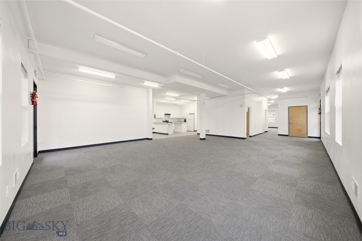 Woodland Park - Commercial Lease