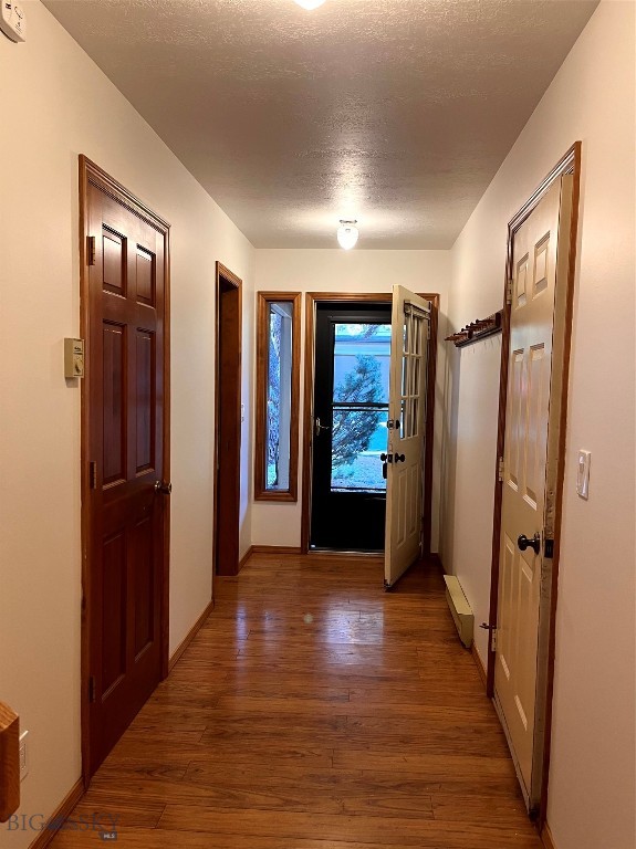 Cedarwinds Condo - Residential