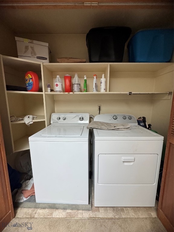 Cedarwinds Condo - Residential