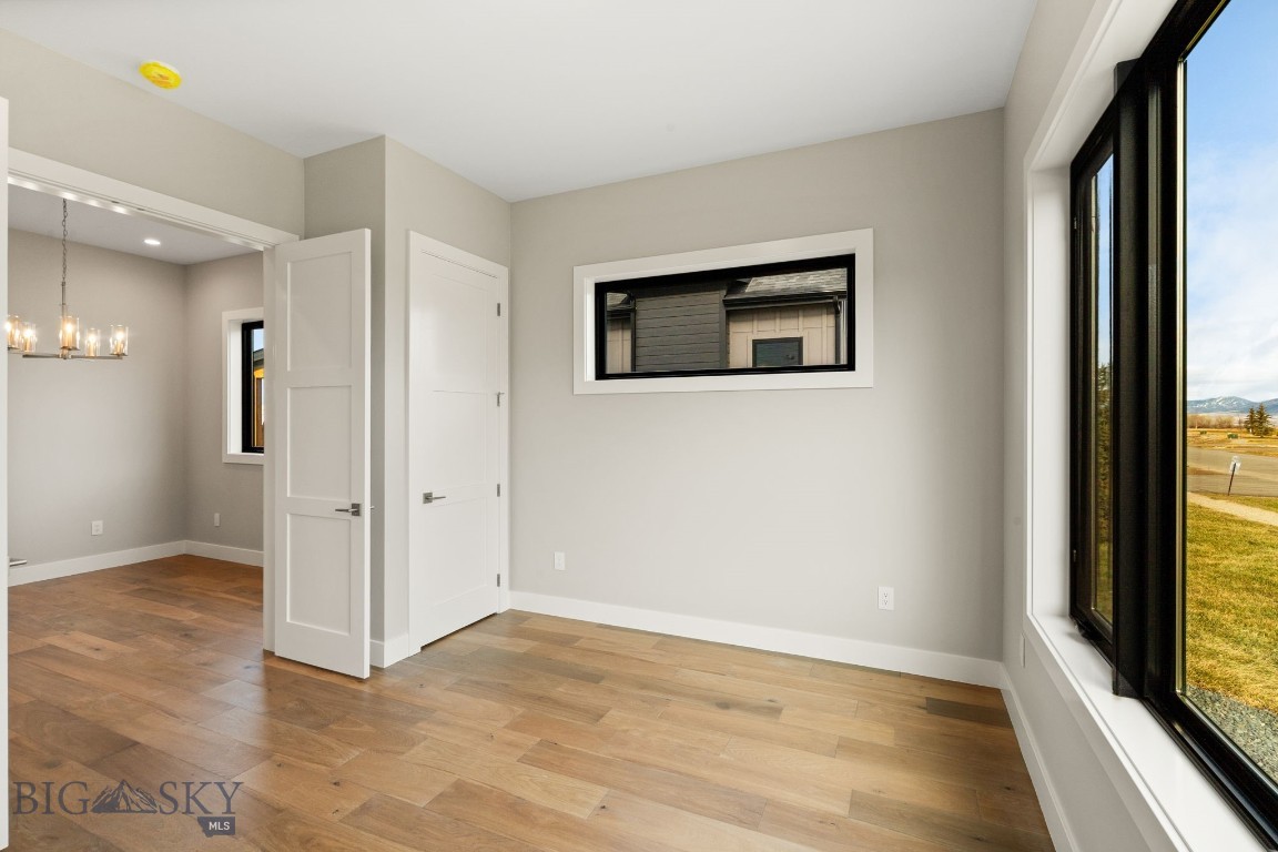 Creekside Meadows - Residential