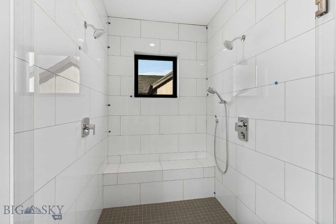 Creekside Meadows - Residential