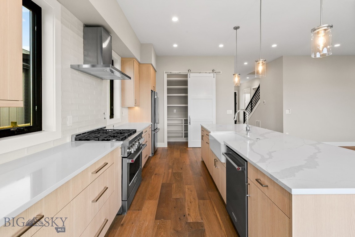 Creekside Meadows - Residential