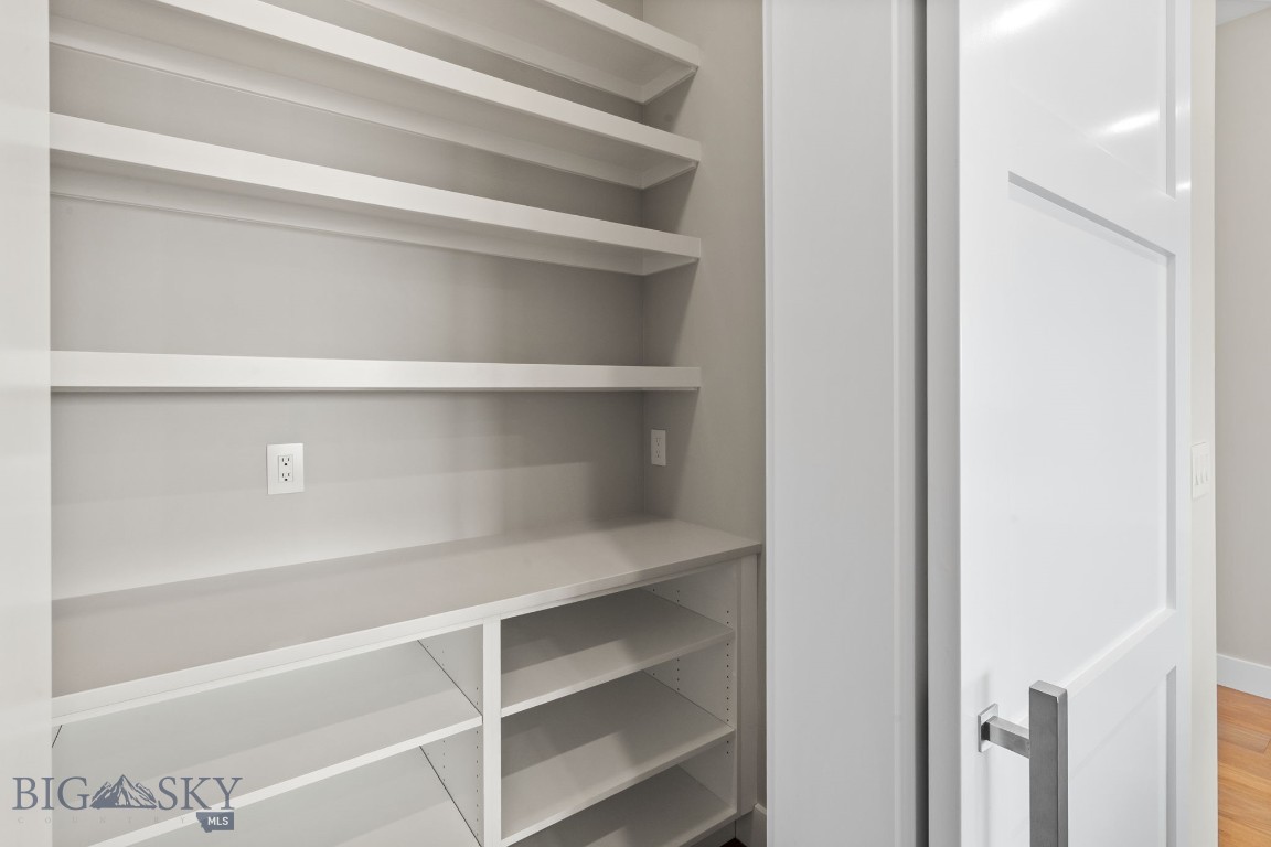 Creekside Meadows - Residential