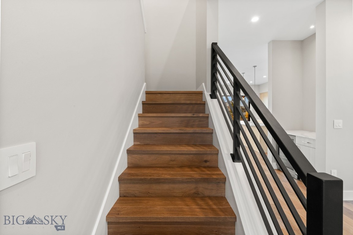 Creekside Meadows - Residential