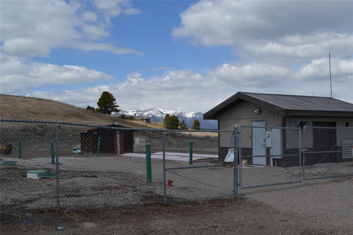Hebgen Lake Estates - Land