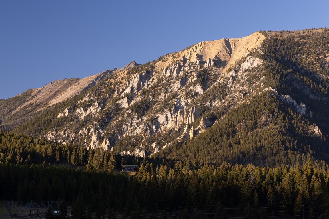 Antler Ridge - Land