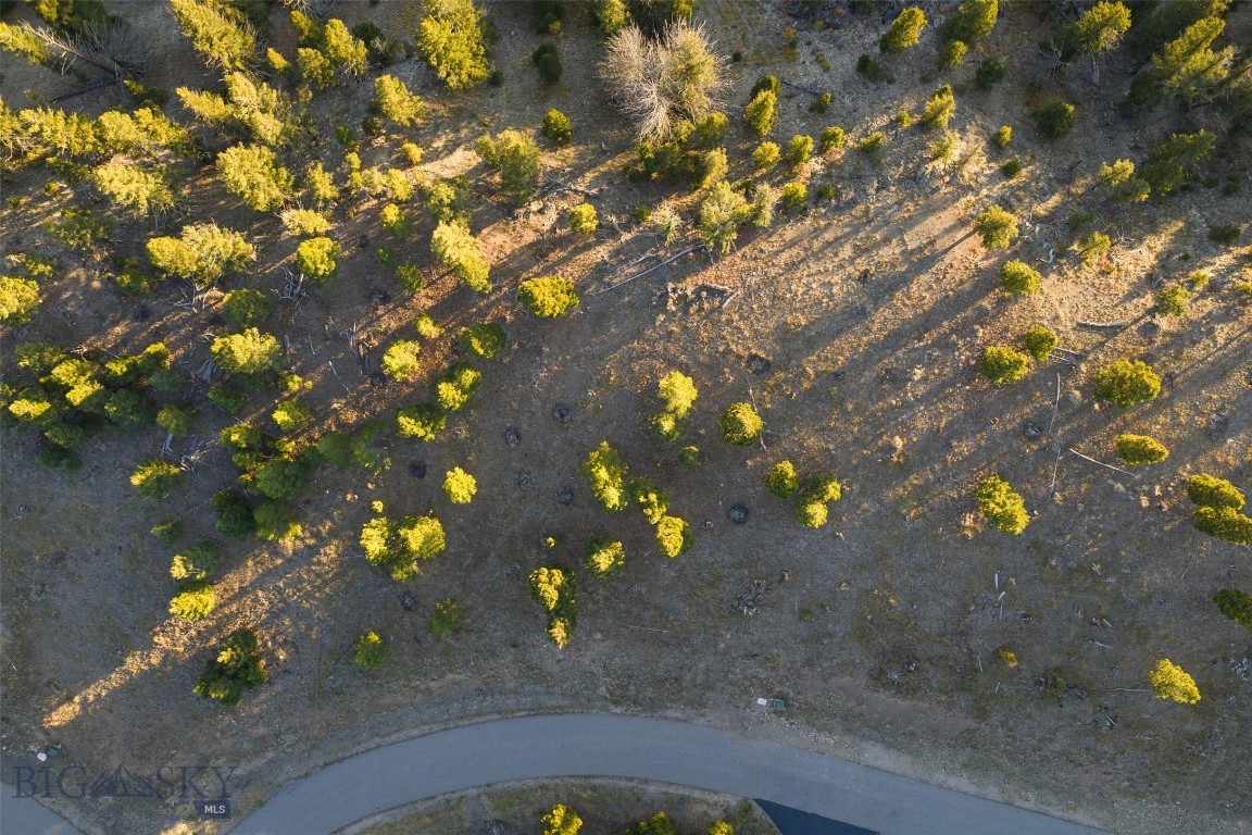 Antler Ridge - Land