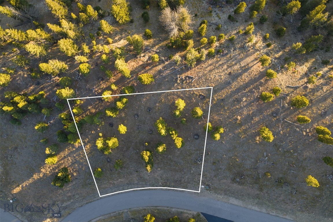 Antler Ridge - Land