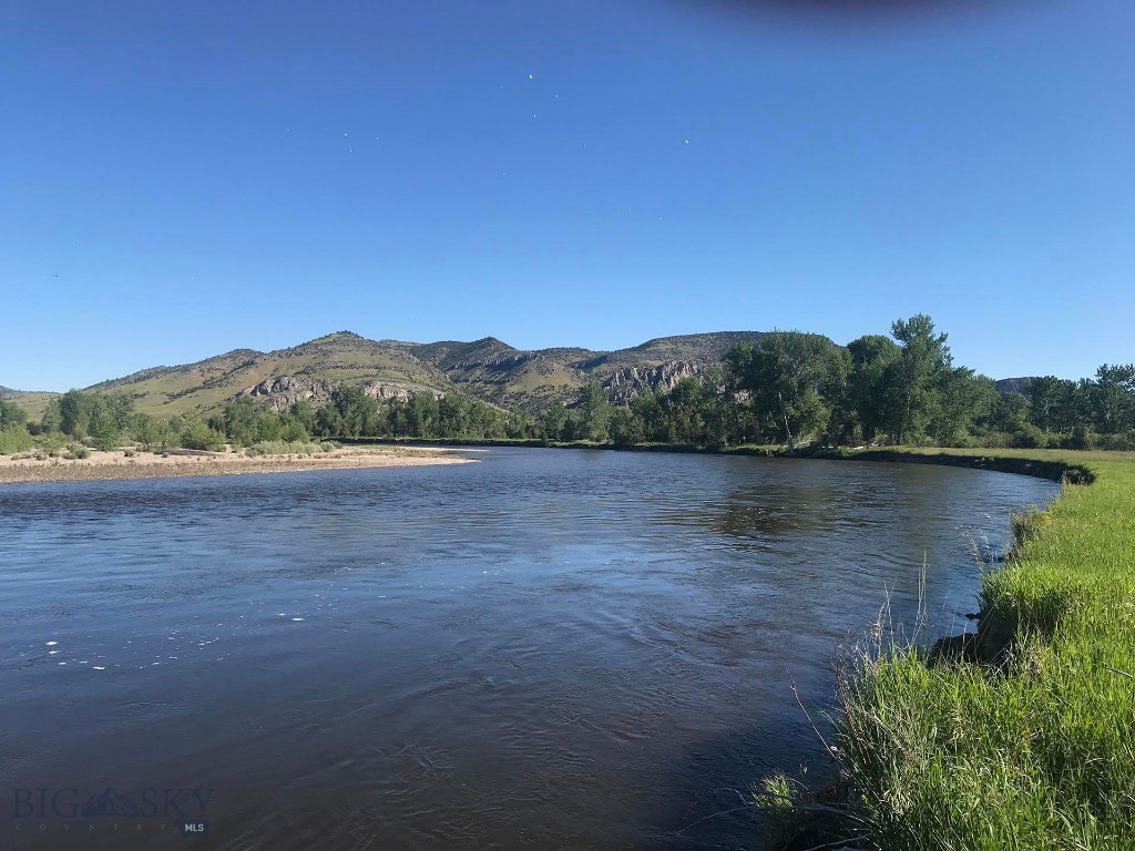 5191 Old Yellowstone Trail