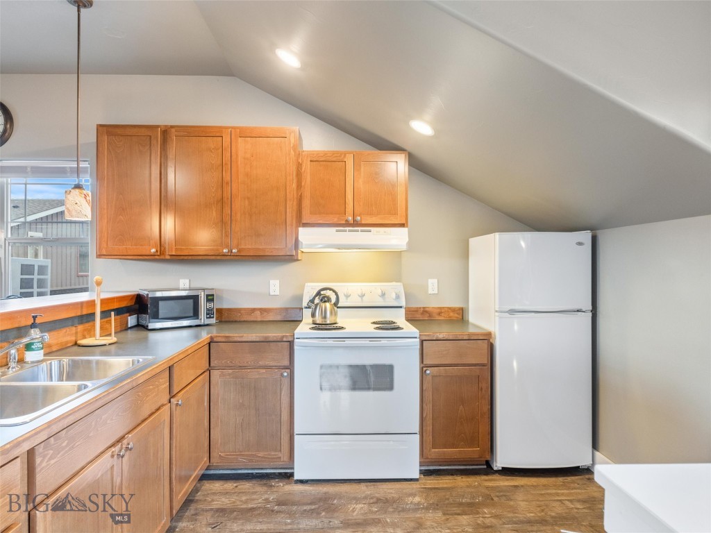 Valley West - Residential Income