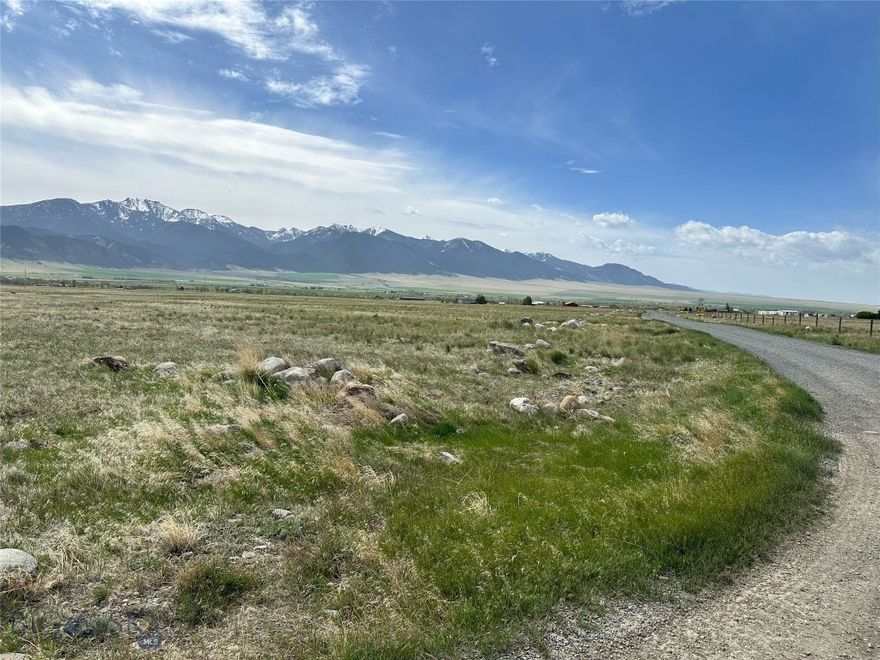 Own nearly 20 private acres with electricity at the lot line, level building areas, and year-round access off Jack Rabbit Lane. The parcel is outside the floodplain, allows livestock and modular/manufactured, and sits in a quiet valley framed by the Tobacco Root and Highland Mountains.
Only ~10 miles to Whitehall for cafes, schools, and the annual rodeo, with easy drives to Bozeman, Helena, and Butte for major services, airports, skiing, and seven nearby rivers. Bring your plans for a modern farmhouse, cabin, or horse setup—install your private well and septic and enjoy classic Montana big-sky living.
Build now or hold for the future.