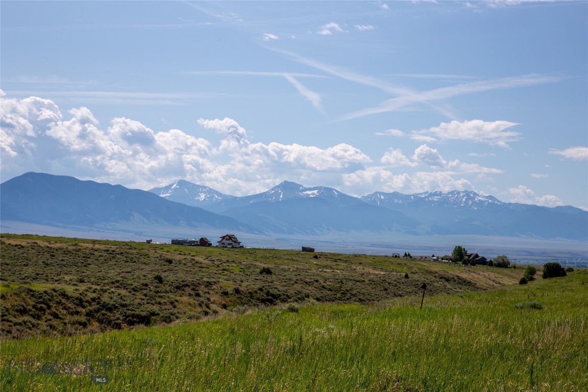 Shining Mountain West - Land
