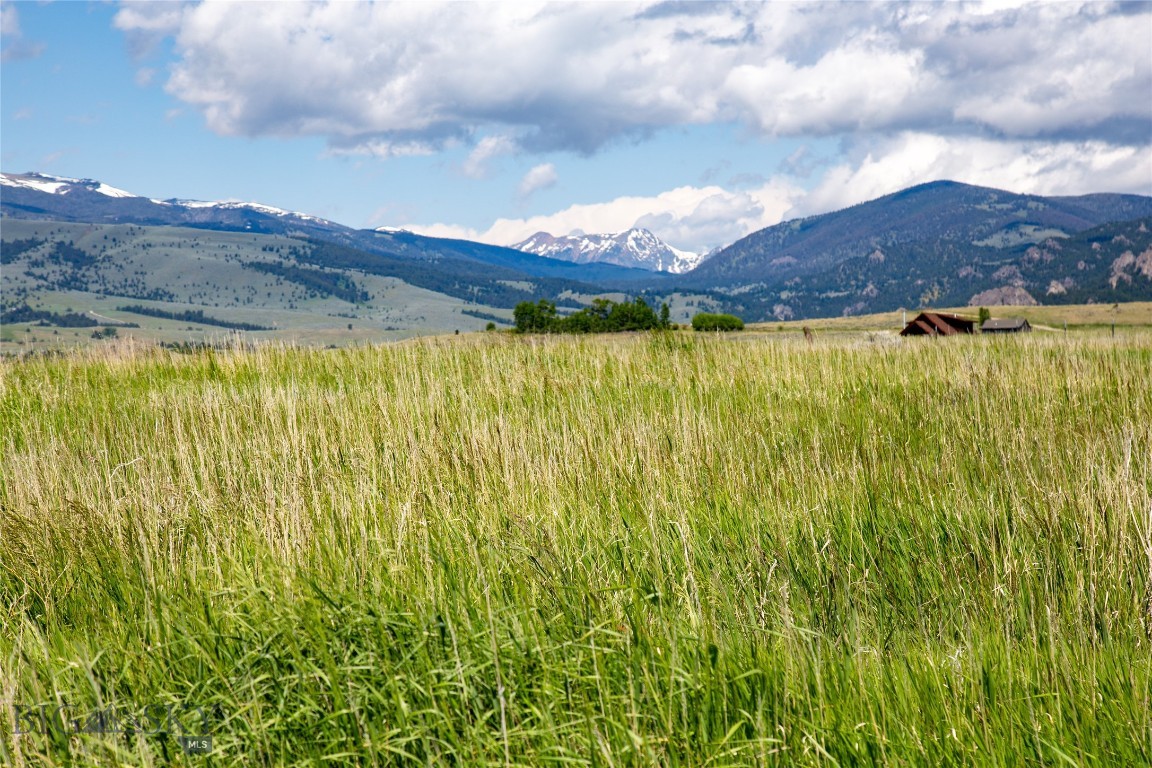 Shining Mountain West - Land
