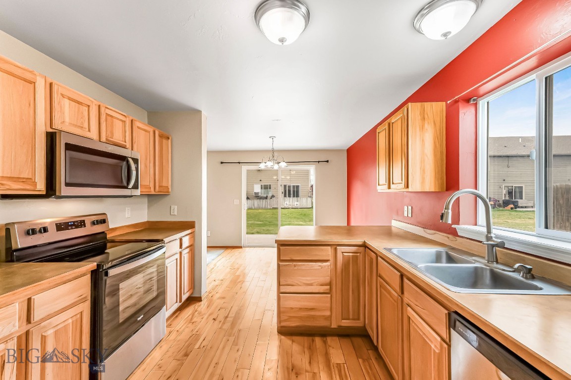 River Rock and Royal Village - Residential