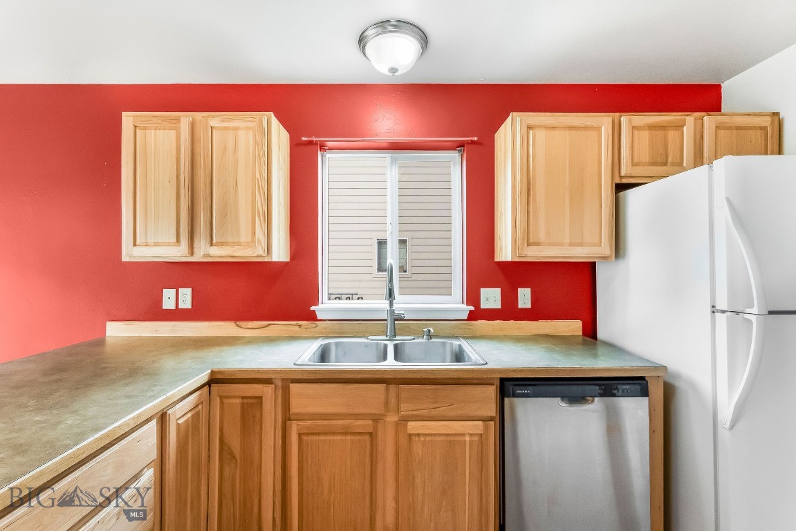 River Rock and Royal Village - Residential