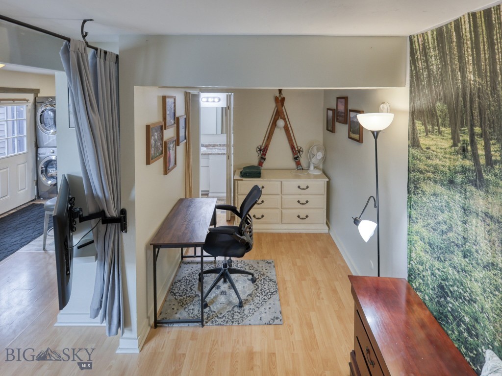 Hill Condos - Residential