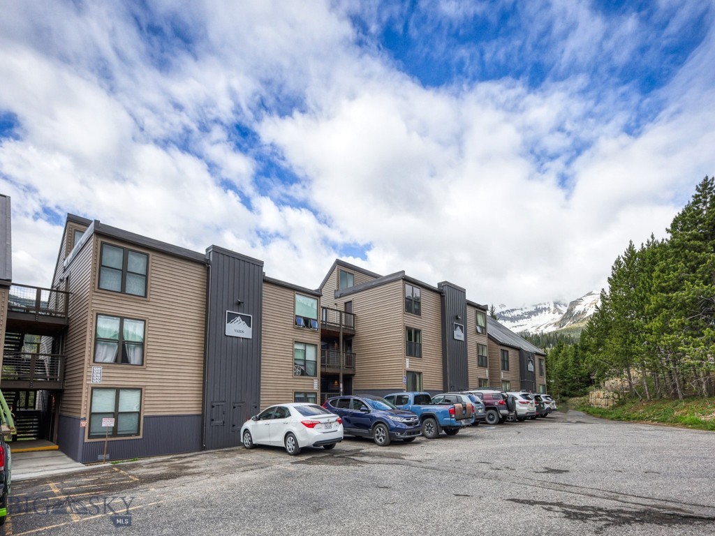 Hill Condos - Residential