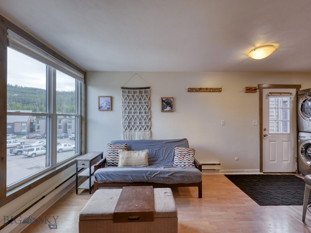 Hill Condos - Residential