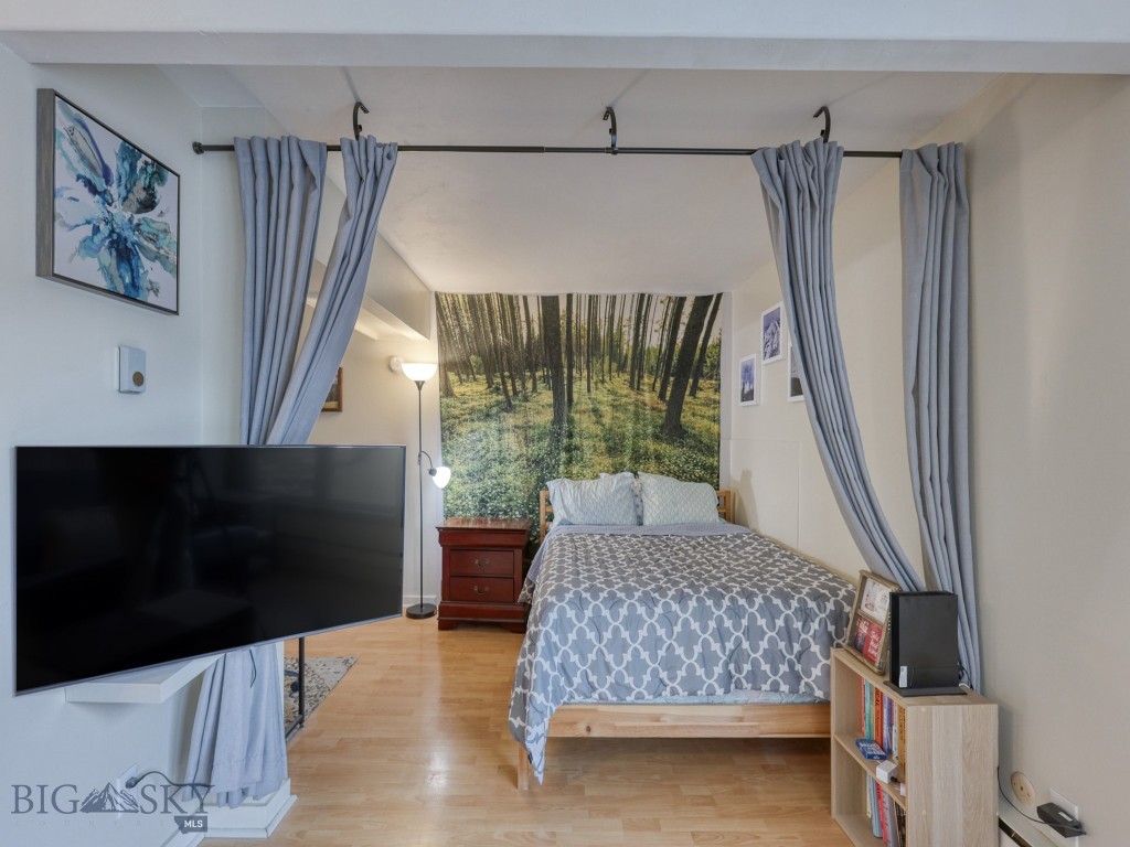 Hill Condos - Residential