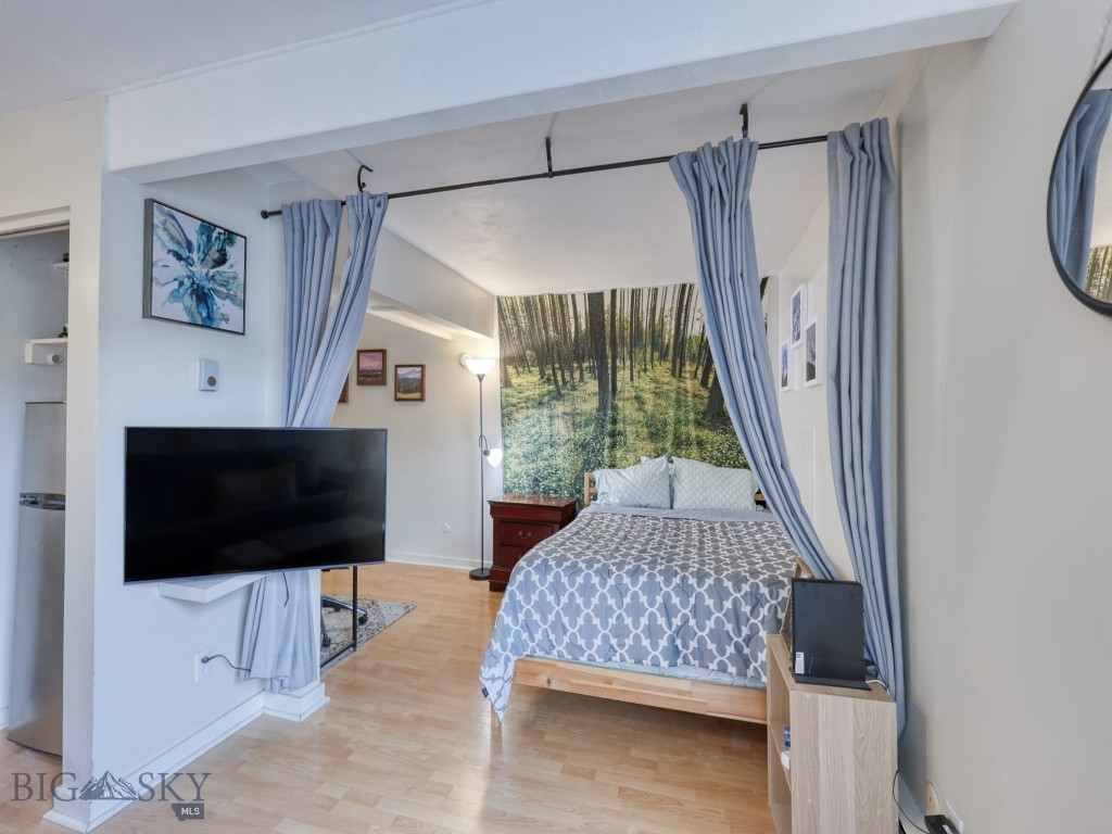 Hill Condos - Residential