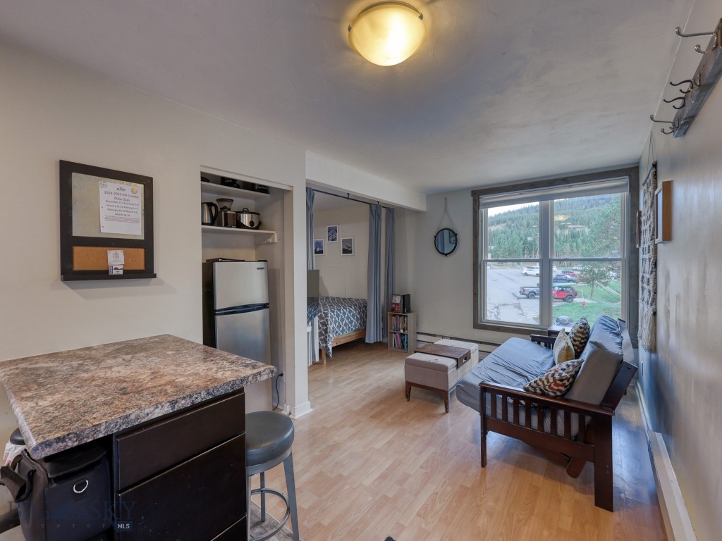 Hill Condos - Residential