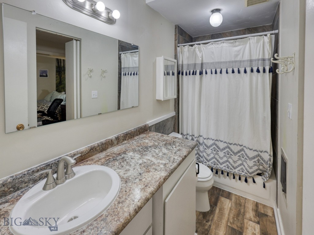 Hill Condos - Residential