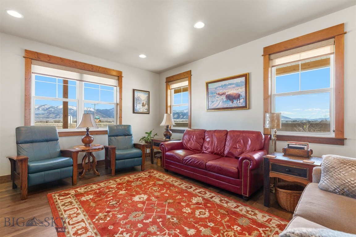 Ryen Glenn - Residential