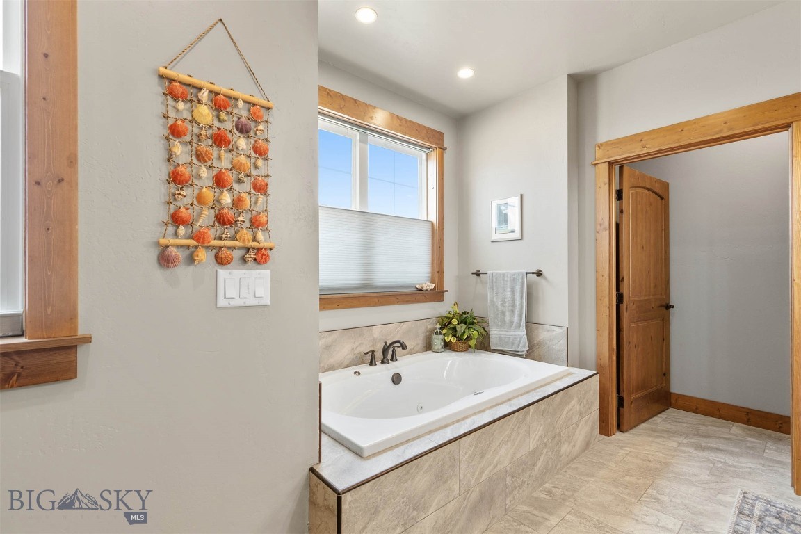 Ryen Glenn - Residential