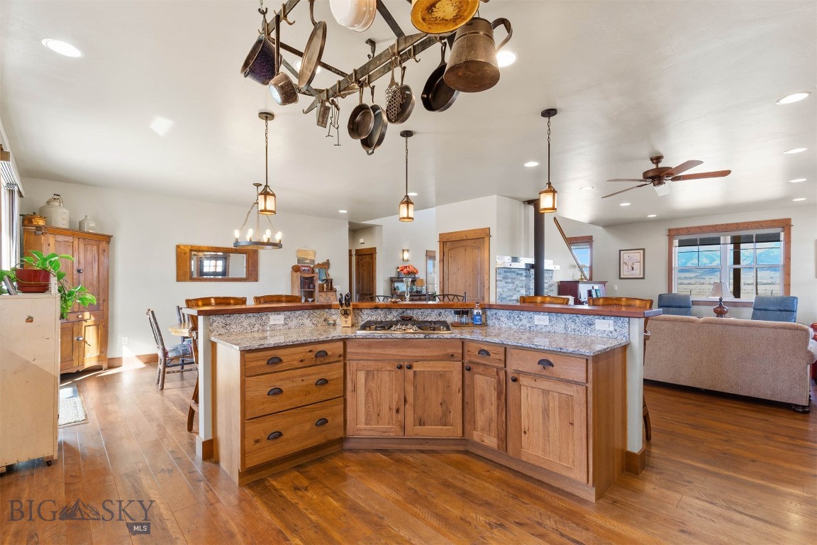 Ryen Glenn - Residential