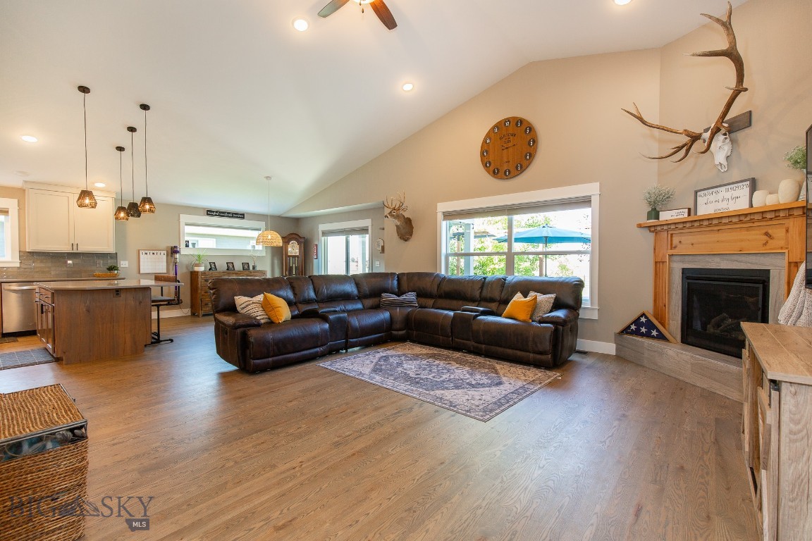 Pioneer Crossing - Residential