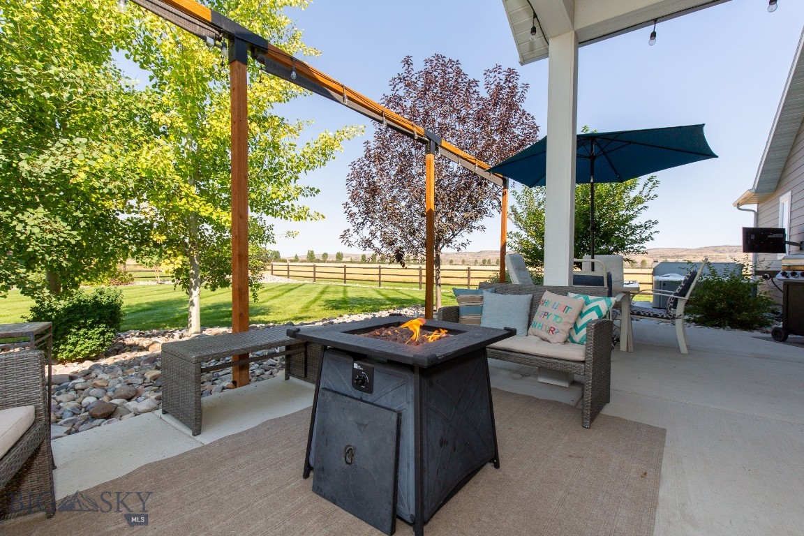 Pioneer Crossing - Residential