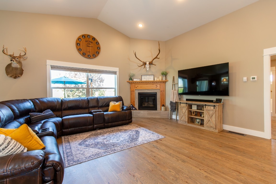 Pioneer Crossing - Residential