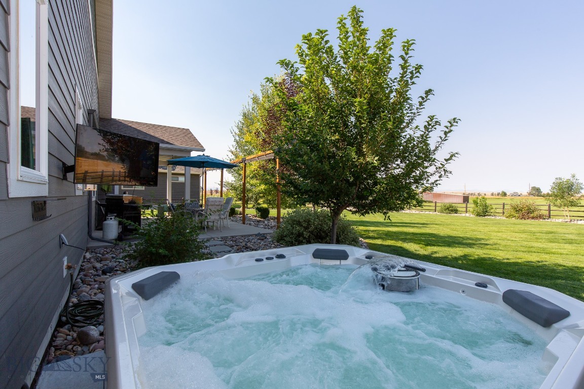 Pioneer Crossing - Residential